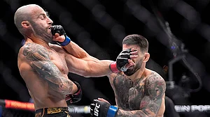 Mark J. Terrill : UFC 298: Ilia Topuria vs Alexander Volkanovski